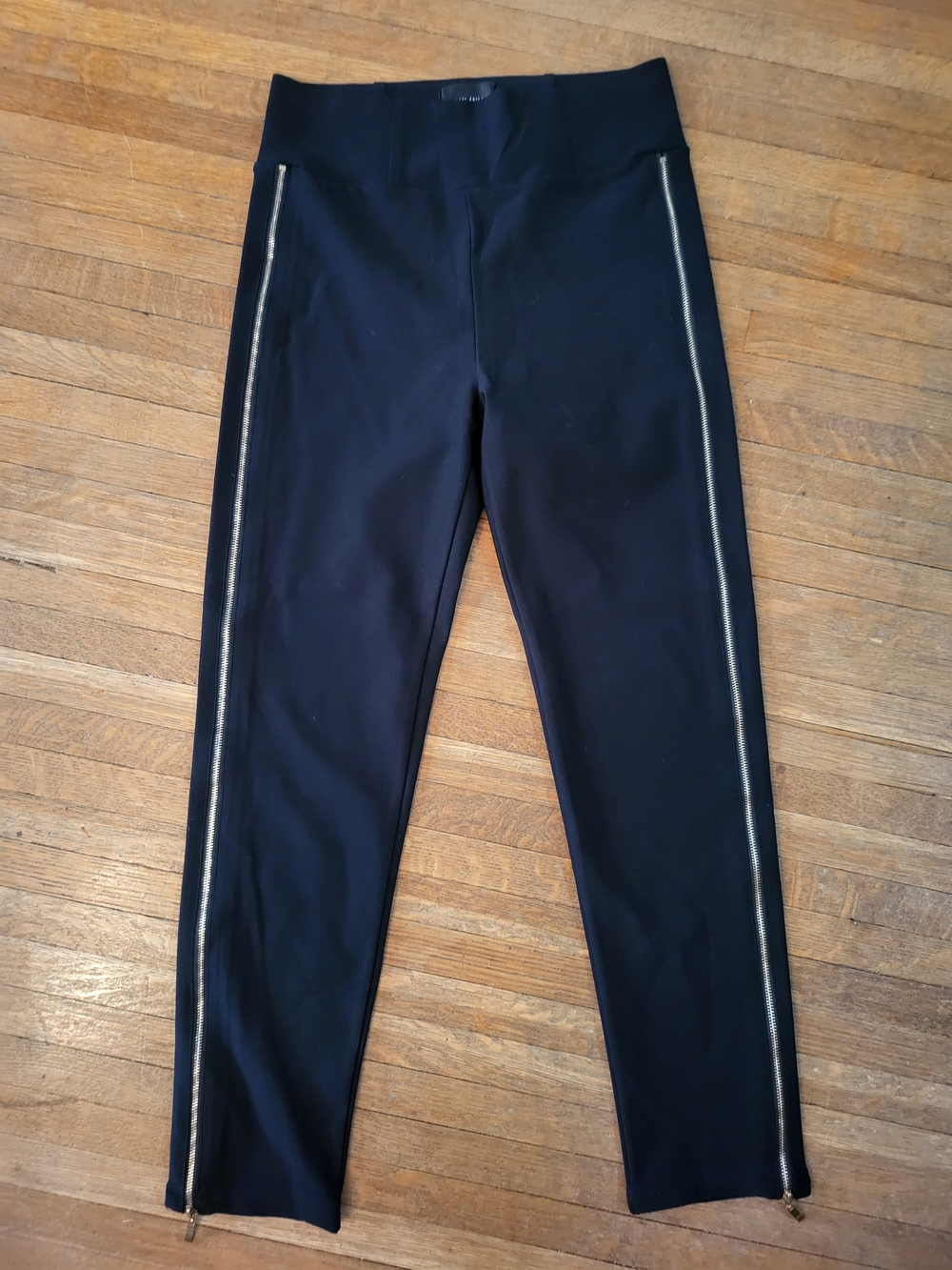 Frank Lyman Design Black Stretch Pants with Gold Side Zippers